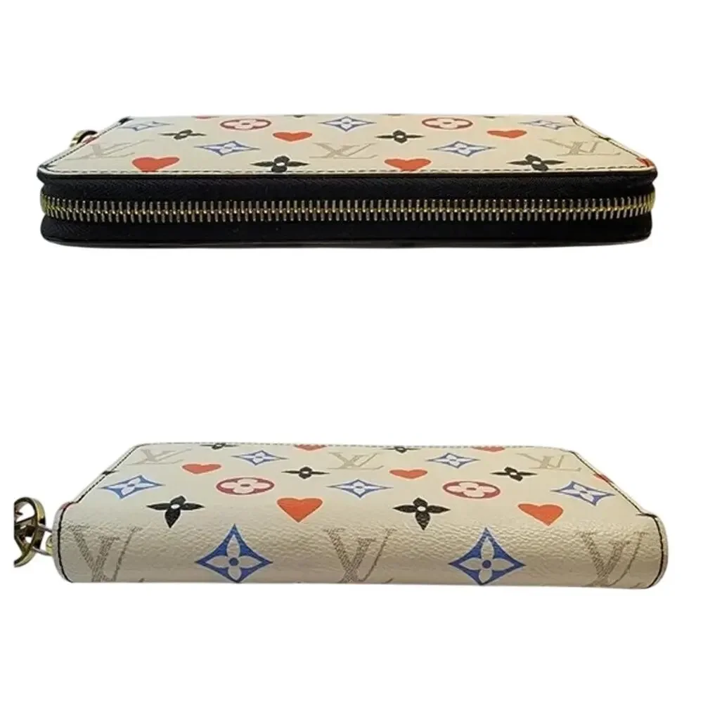 Louis Vuitton Limited Edition Game On Collection White Zippy Wallet 2021 - Picture 3 of 11